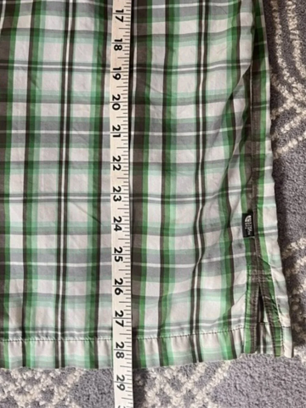 THE NORTH FACE Green Plaid Climate Cool Short Sleeve Shirt Men's Medium